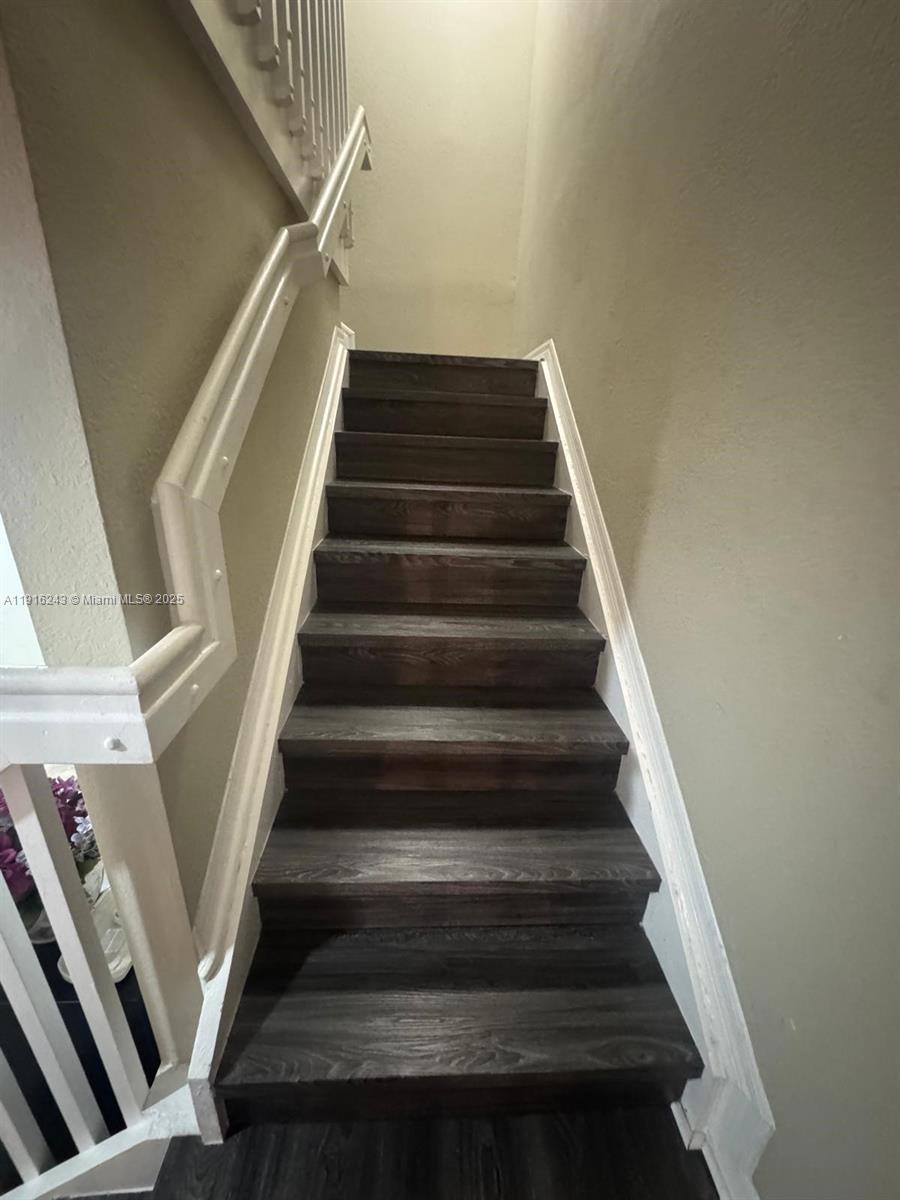 NARANJA GARDENS - Residential