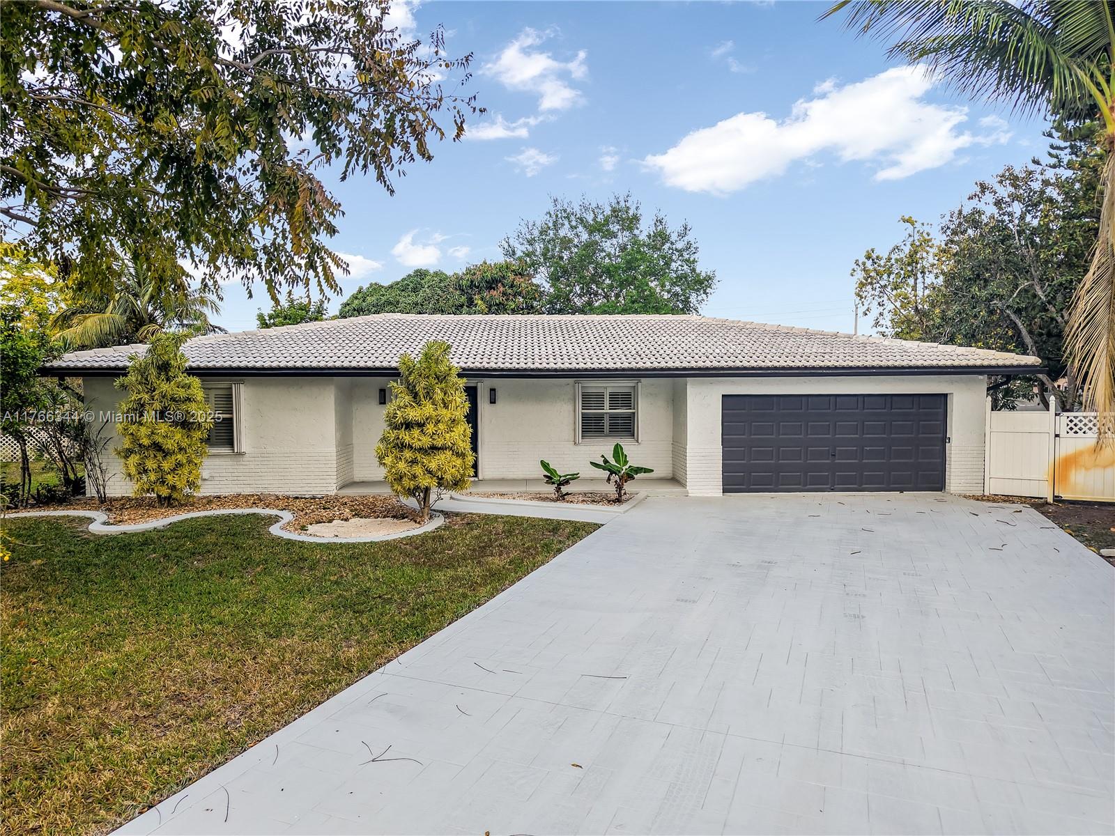 4321 NW 110th Ct