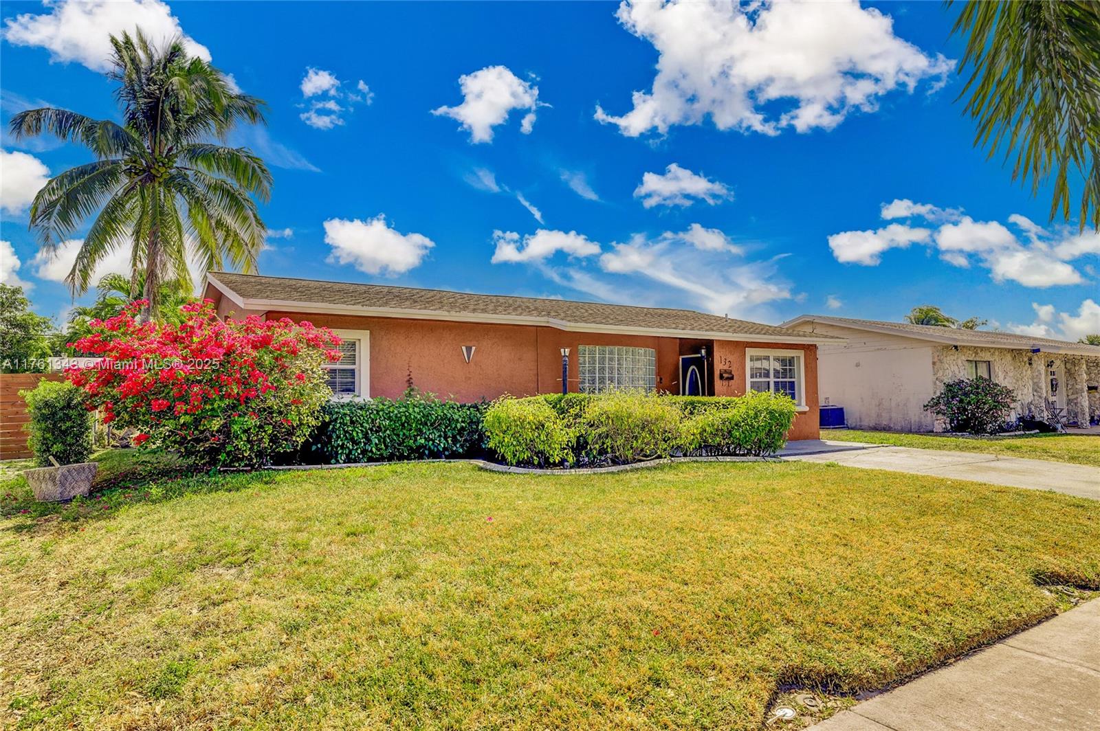 Property for Sale at 132 Nw 15th Ct, Pompano Beach, Broward County, Florida - Bedrooms: 3 
Bathrooms: 2  - $419,900