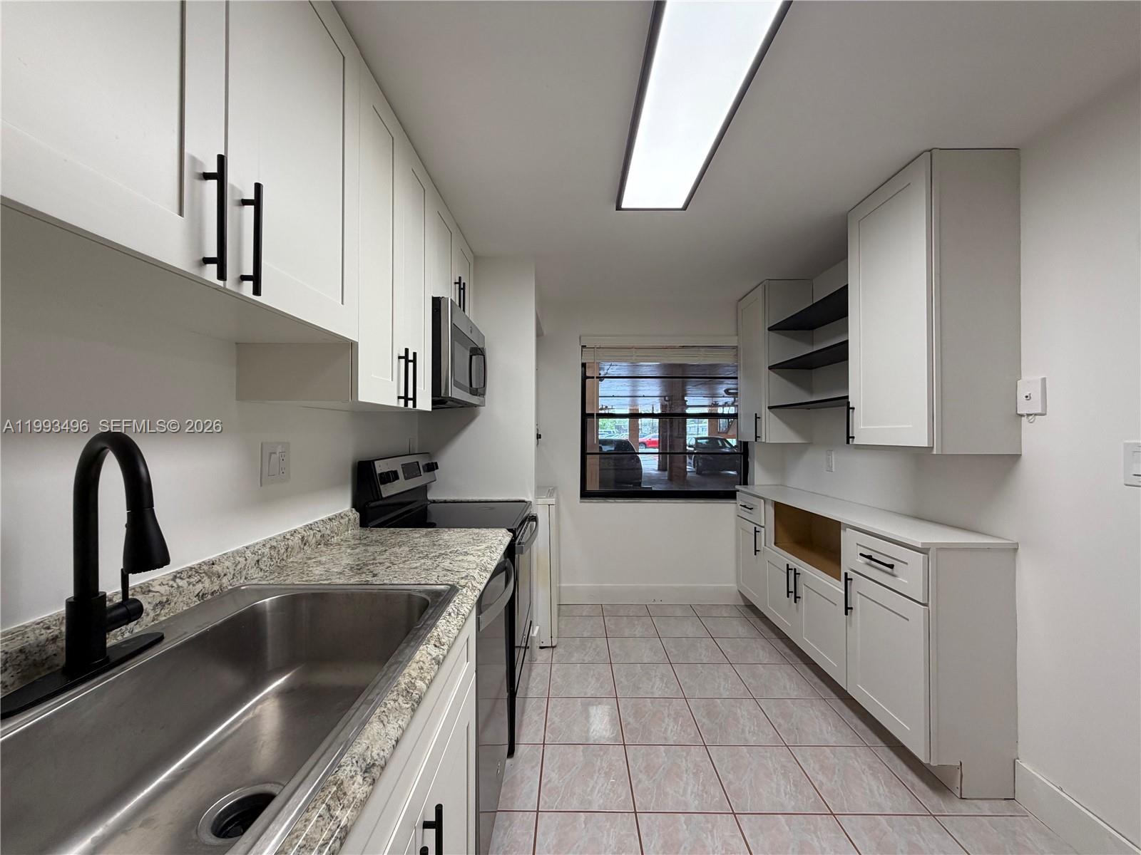 Lago West - Residential