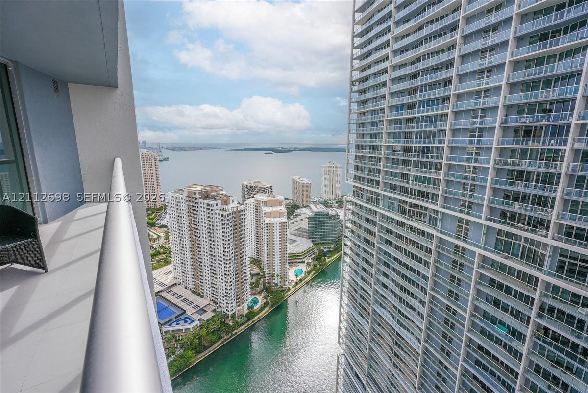 475 Brickell Ave 4511