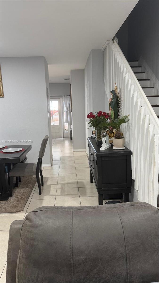 EUREKA PALM GARDEN - Residential