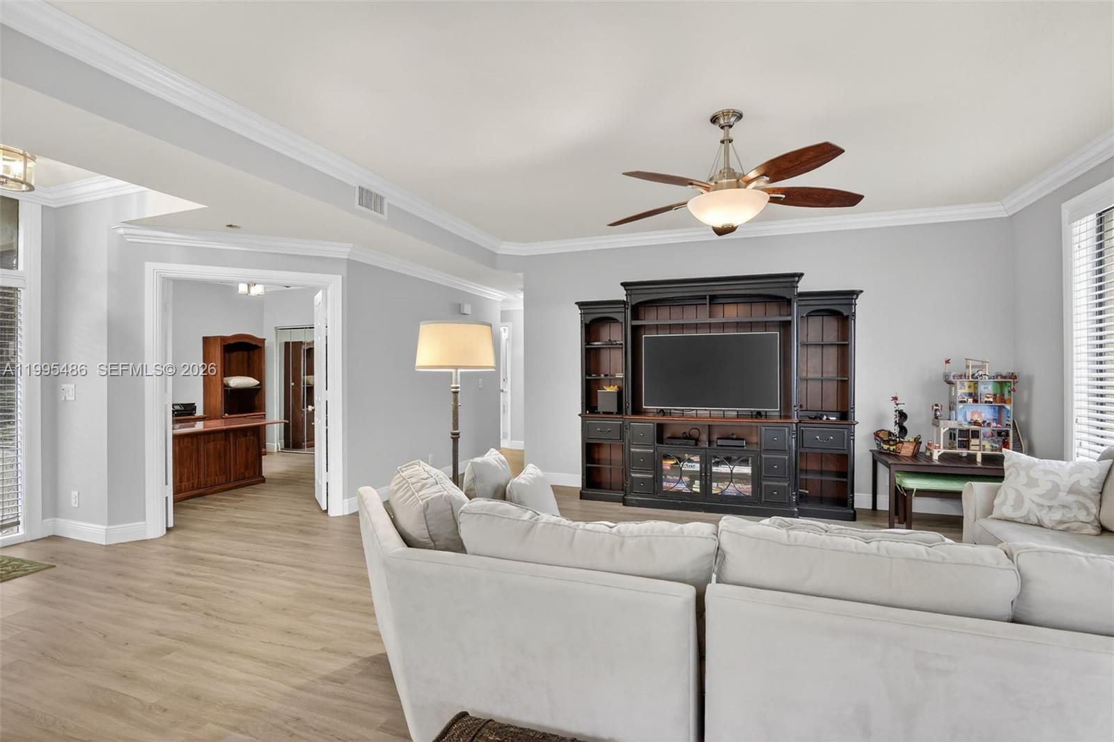 BRIDGEWATER CONDO - Residential