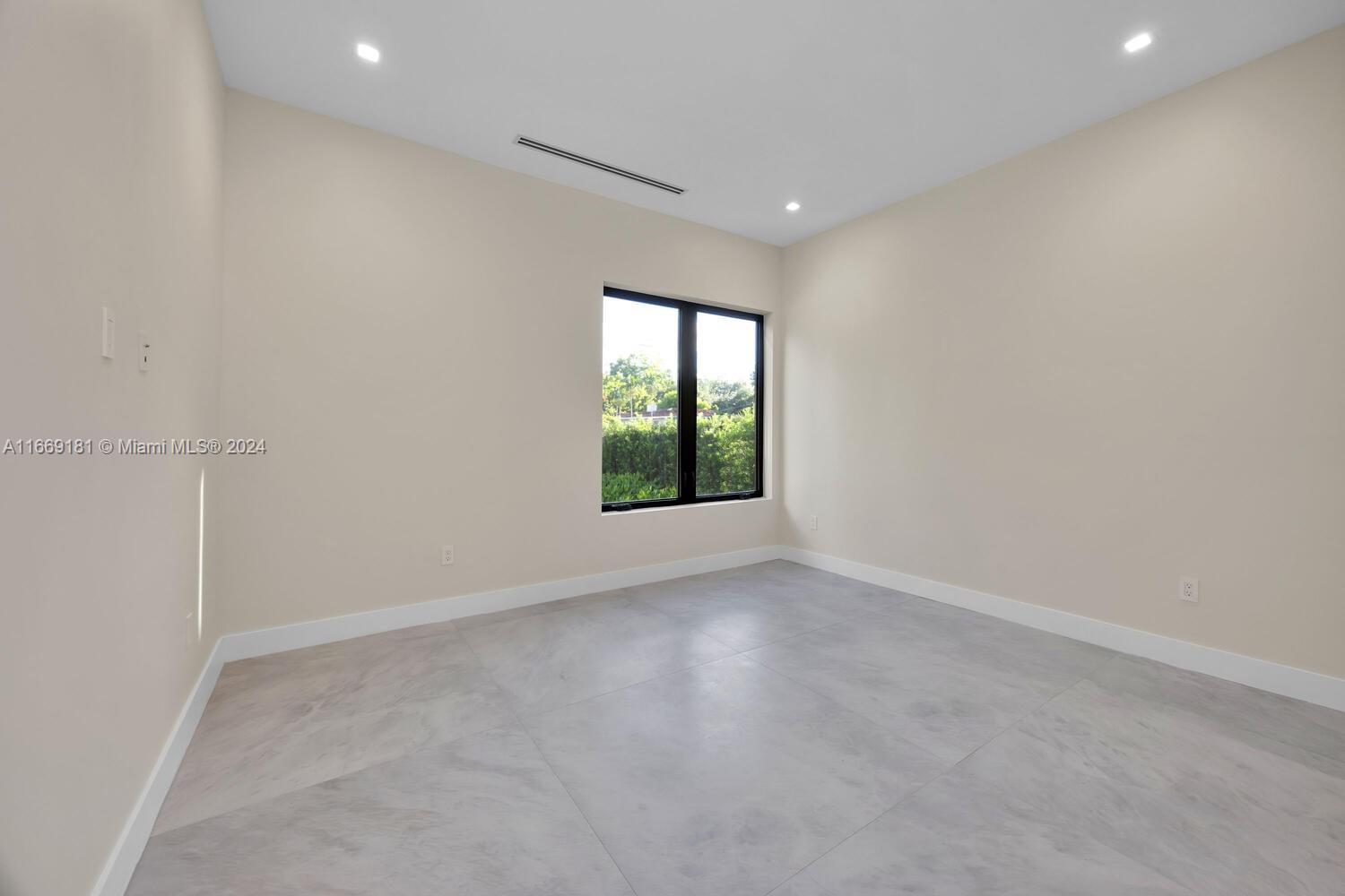 CENTRAL MIAMI PT 1 - Residential