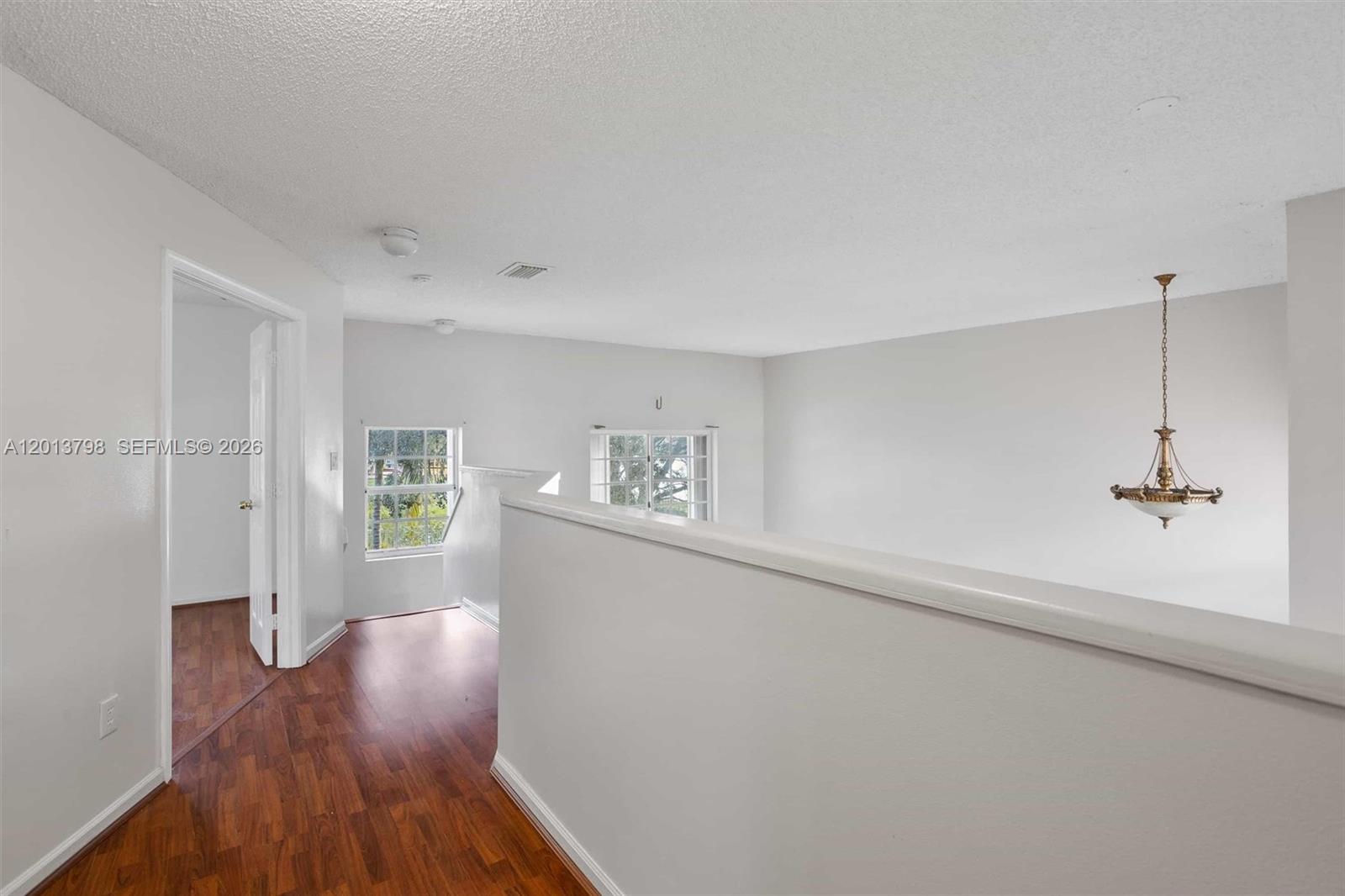 CRYSTAL POINTE - Residential Lease