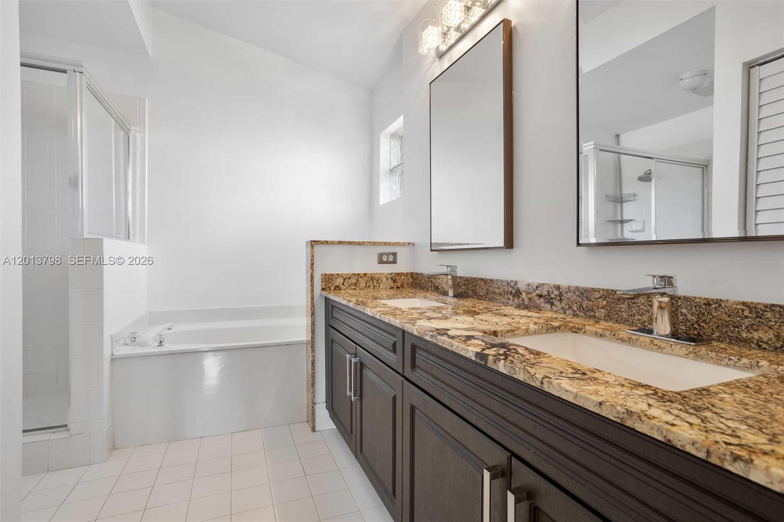 CRYSTAL POINTE - Residential Lease