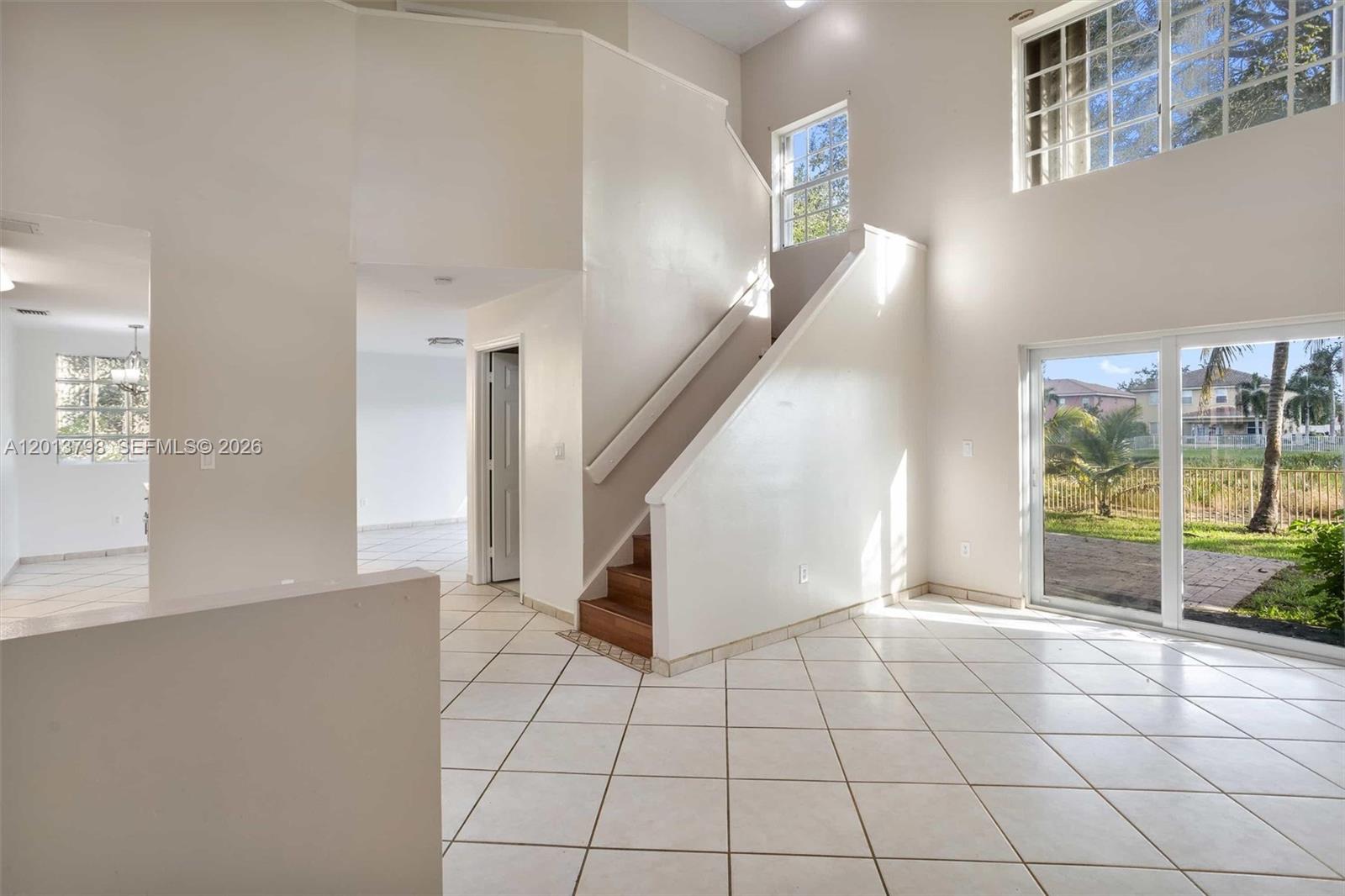 CRYSTAL POINTE - Residential Lease