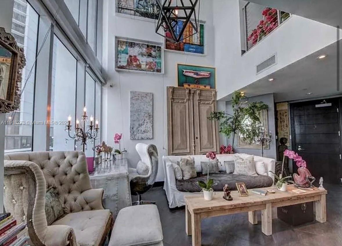 200 Biscayne Boulevard Way 501