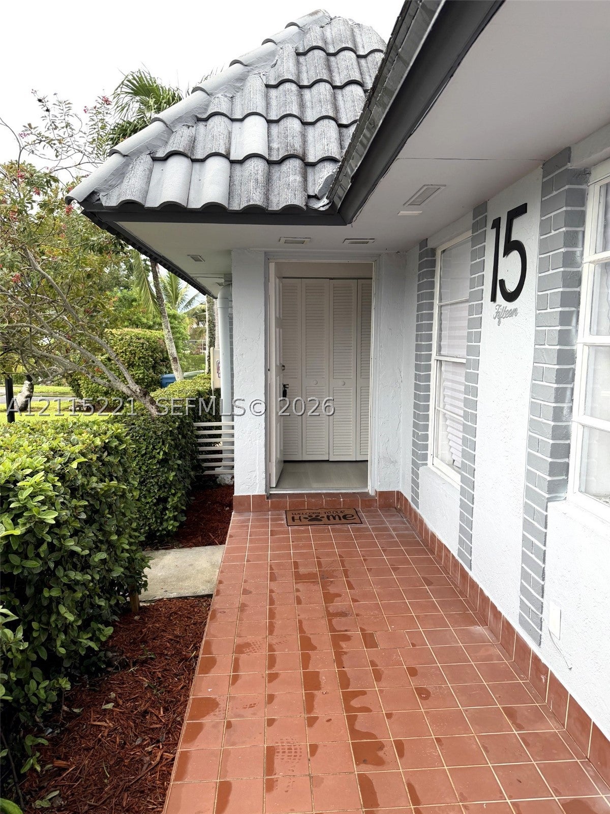 301 Bonaventure Blvd 15