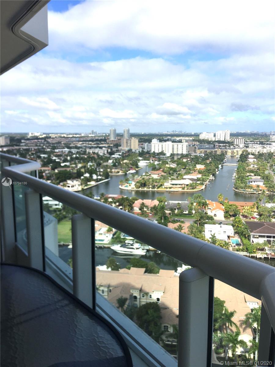 NORTH TOWER AT THE POINT - Residential