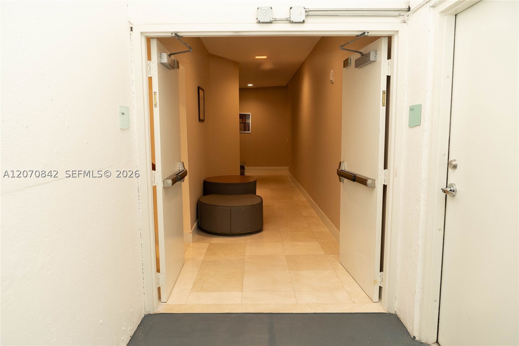 150 Sunny Isles Blvd 1-TH403