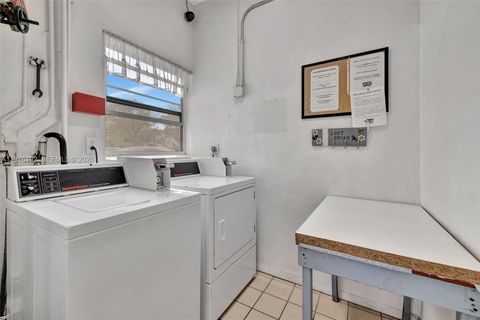 Tiny photo for 4705 NW 35th St #501, Lauderdale Lakes, FL 33319 (MLS # A11976102)