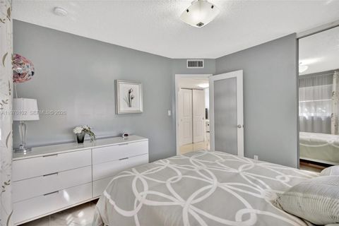 Tiny photo for 4705 NW 35th St #501, Lauderdale Lakes, FL 33319 (MLS # A11976102)