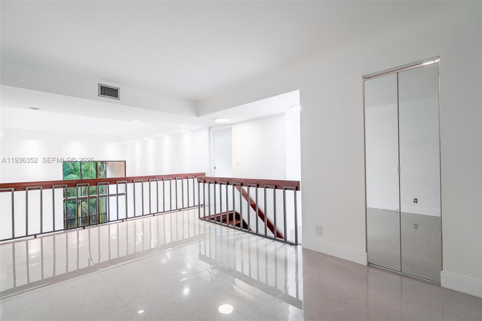 CORONADO CONDO- TOWER II - Residential