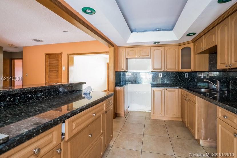 20 54 40 HEFTLER HOMES SE - Residential