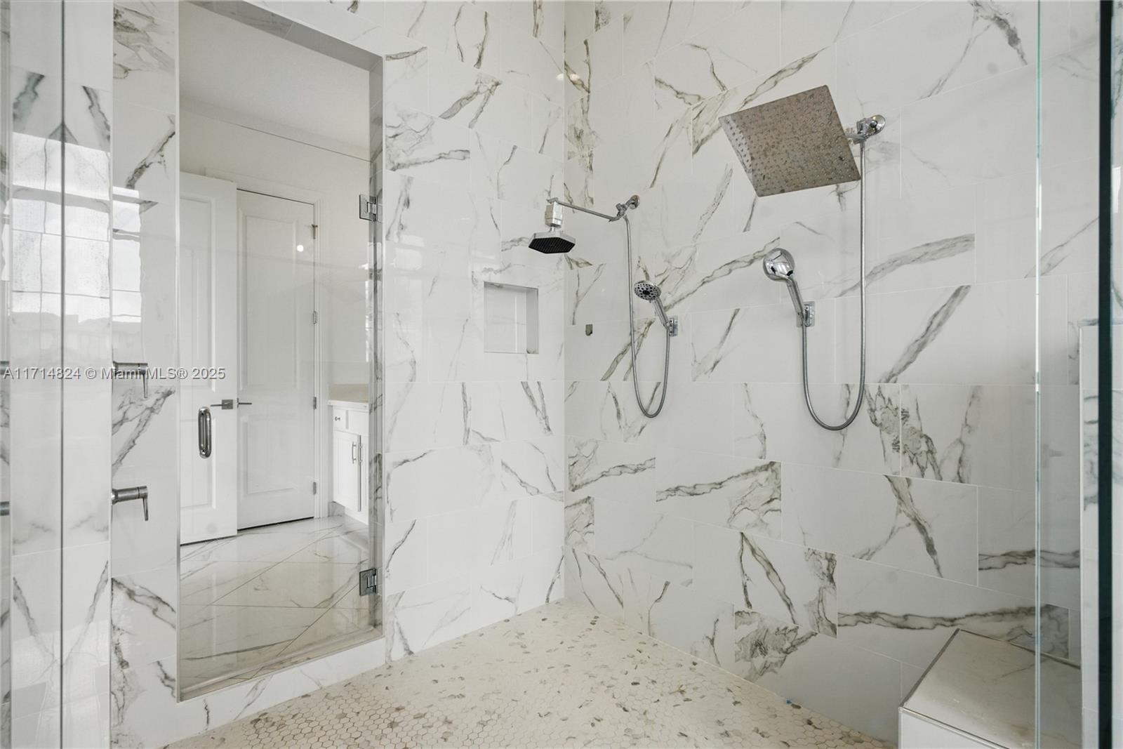 CLINGANS COVE - Residential