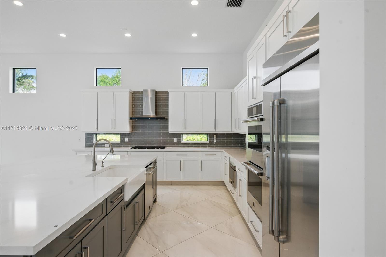 CLINGANS COVE - Residential