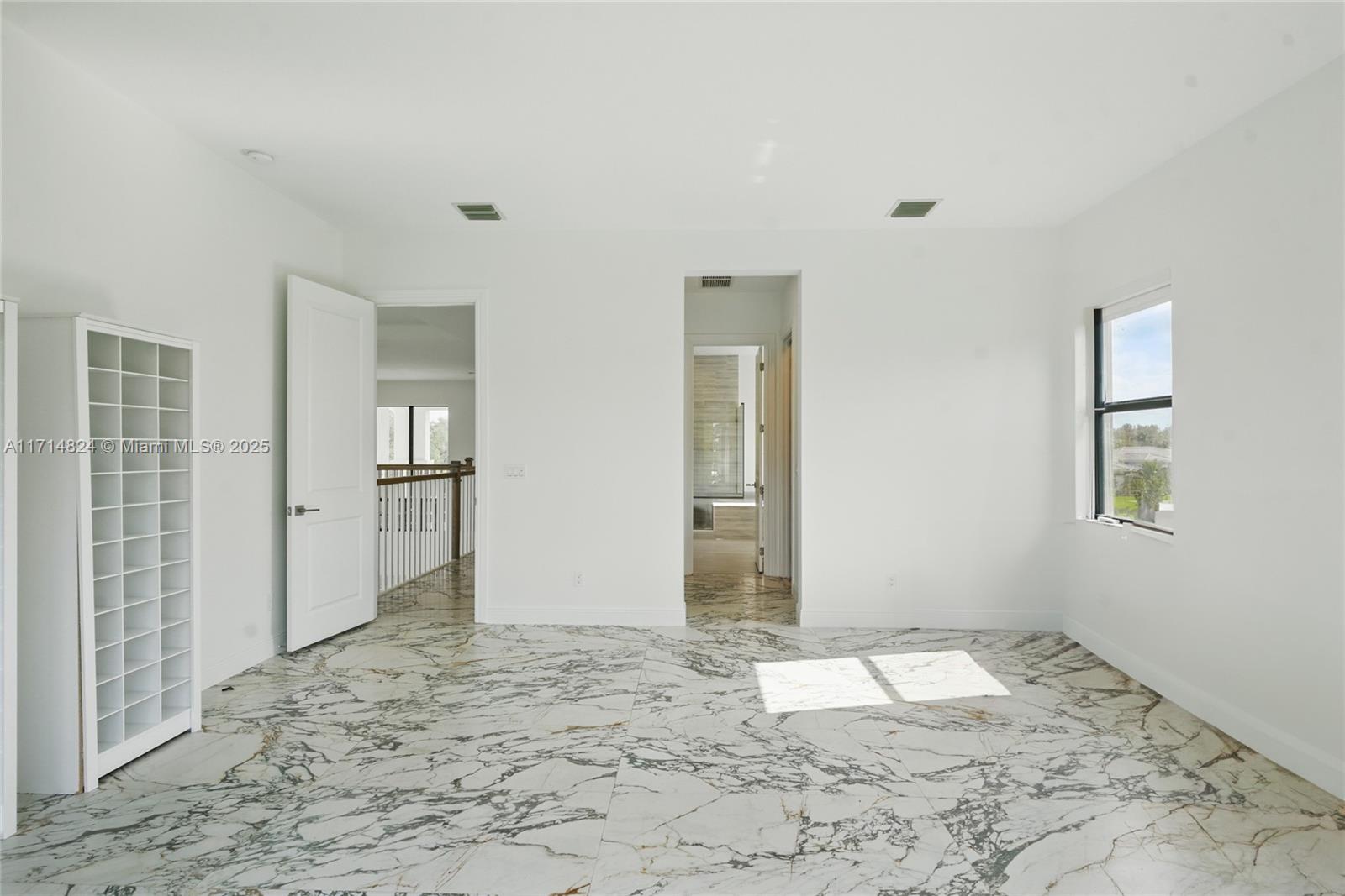 CLINGANS COVE - Residential