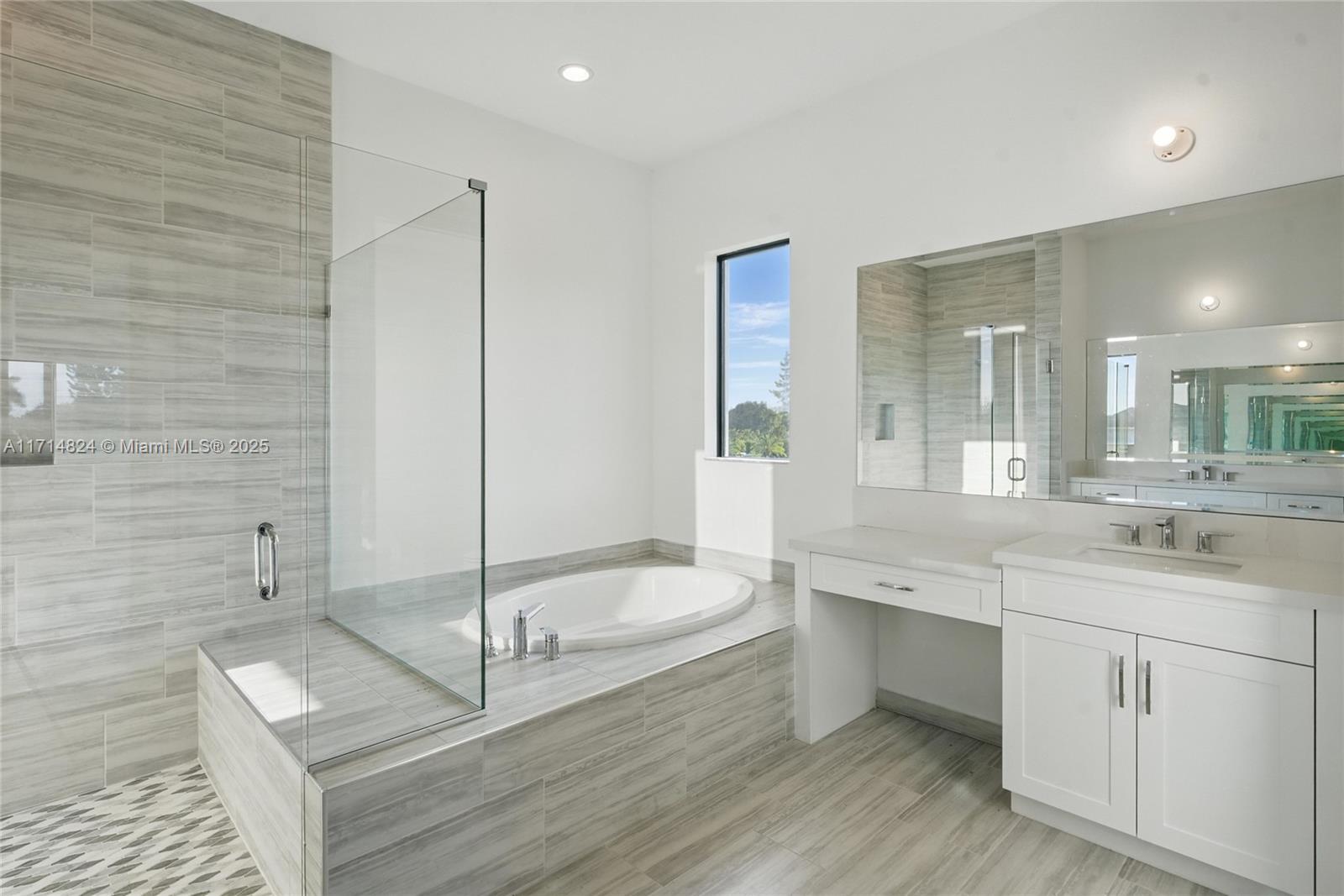 CLINGANS COVE - Residential