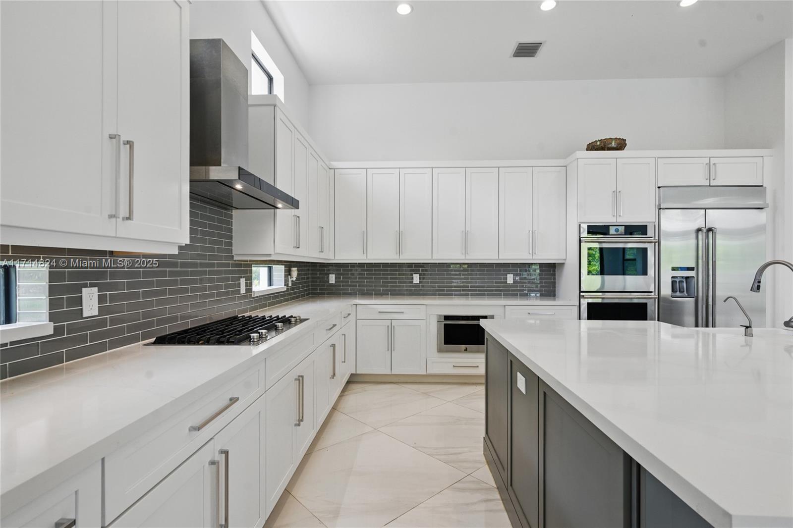 CLINGANS COVE - Residential