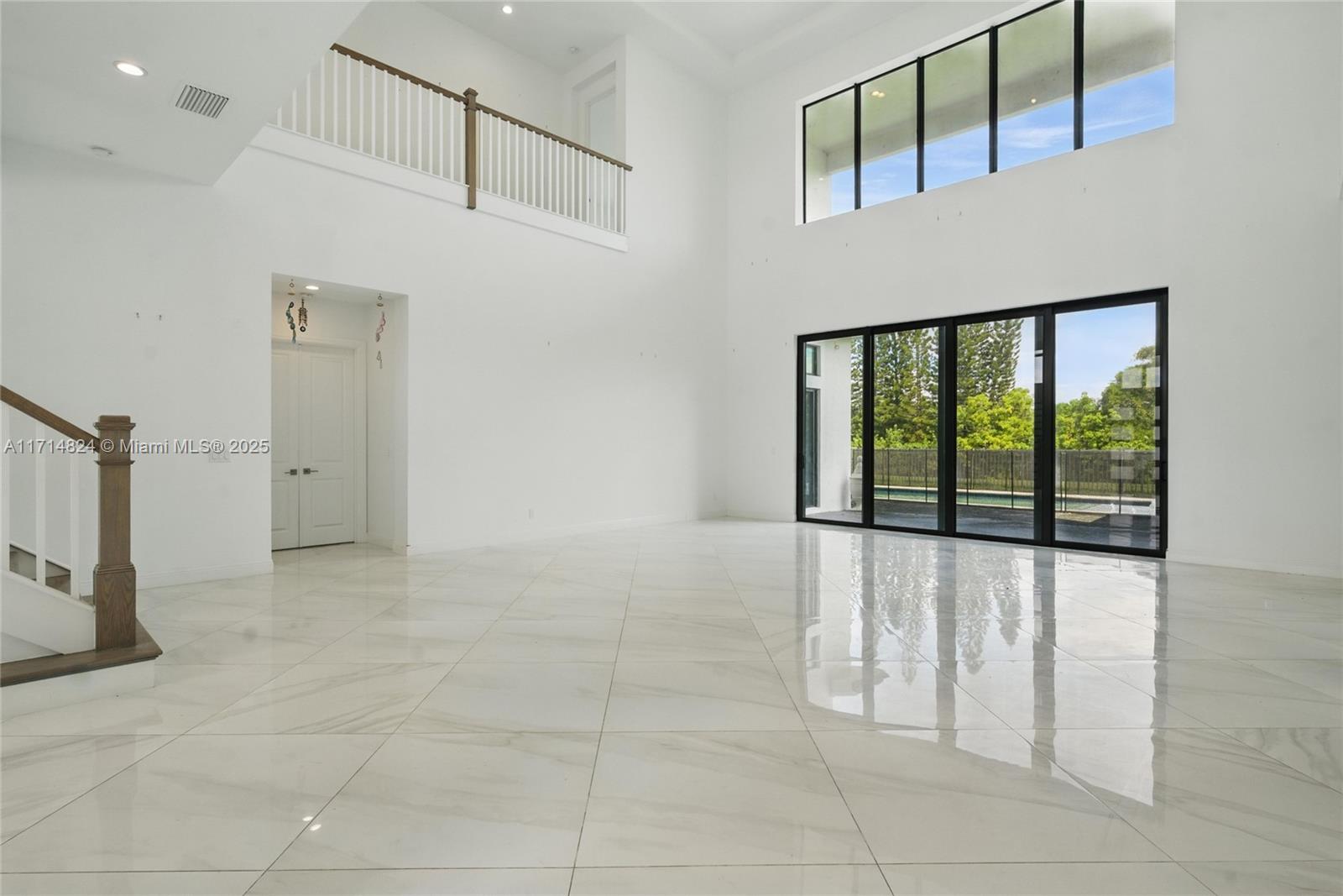 CLINGANS COVE - Residential