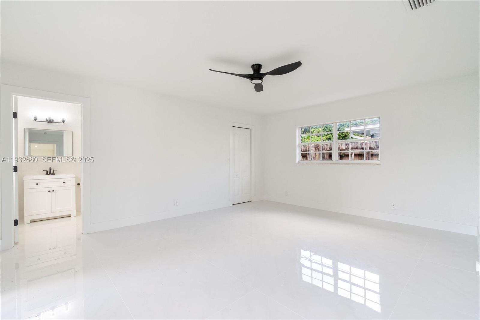 BOULEVARD WEST - Residential