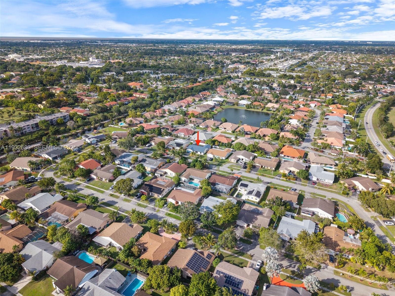 BOULEVARD WEST - Residential