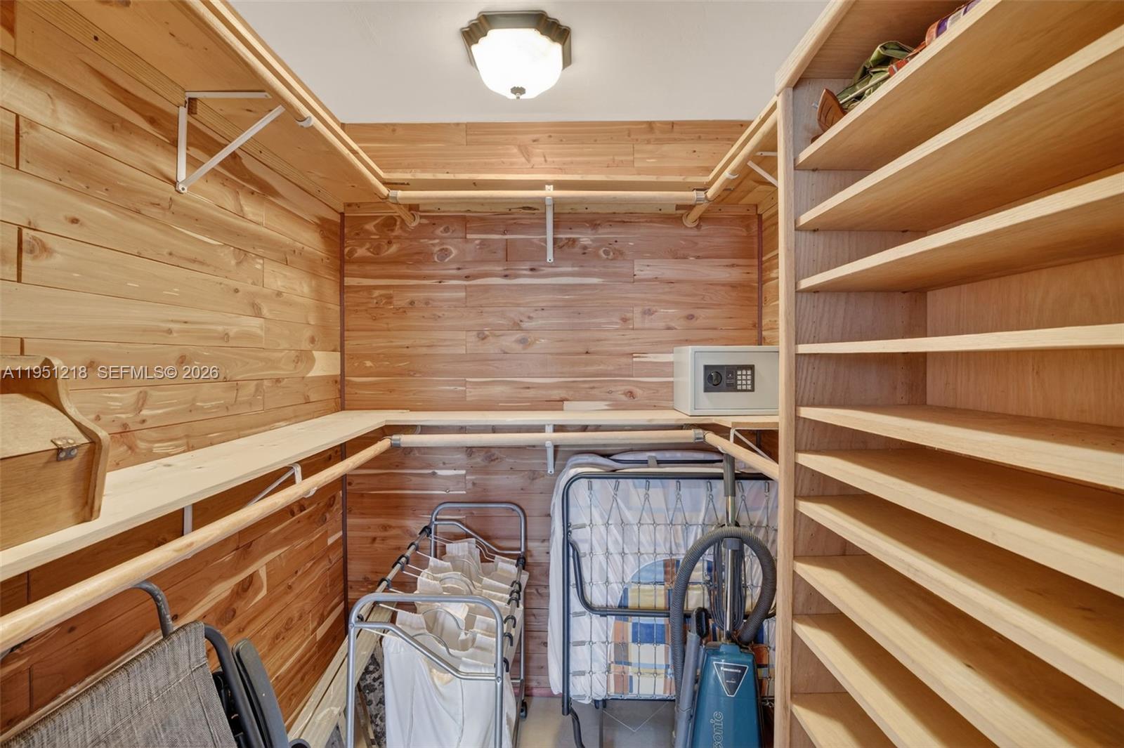 OCEANVIEW PARK CONDO - Residential