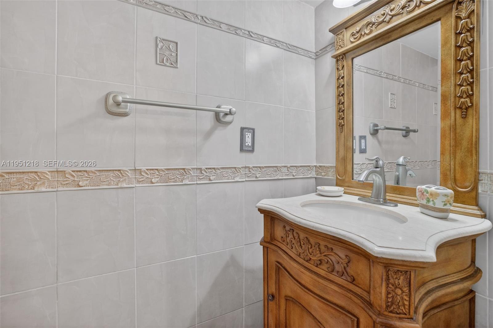 OCEANVIEW PARK CONDO - Residential