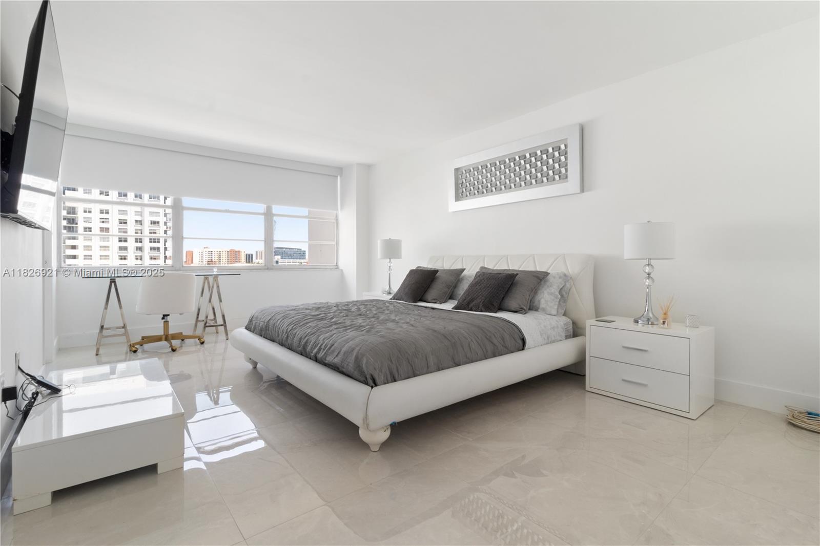 DEL PRADO MARINA - Residential