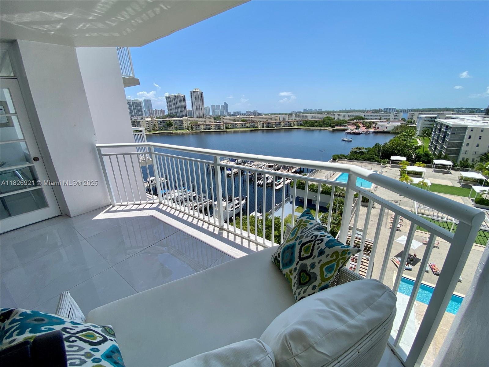 DEL PRADO MARINA - Residential