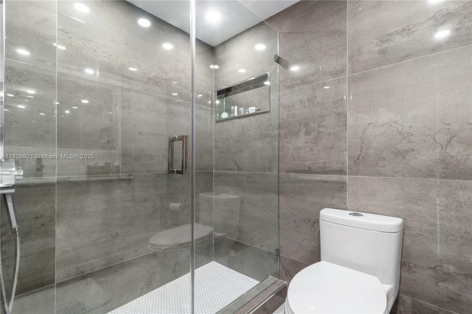 DEL PRADO MARINA - Residential