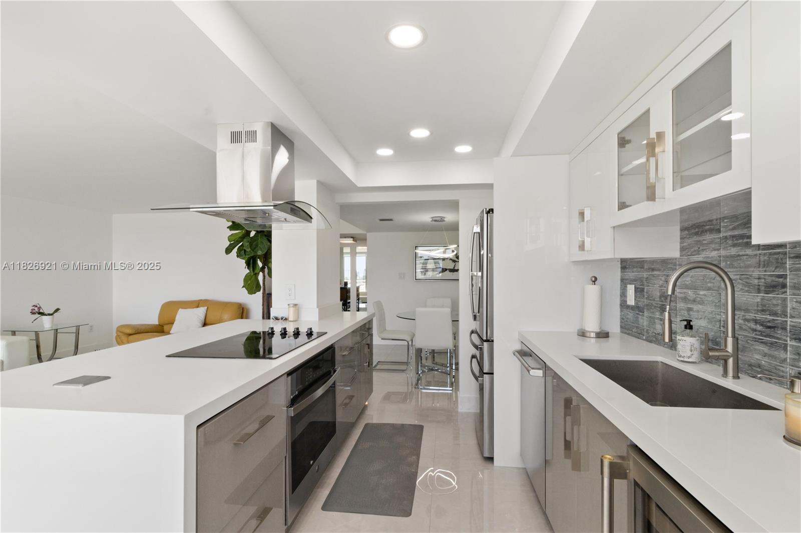 DEL PRADO MARINA - Residential