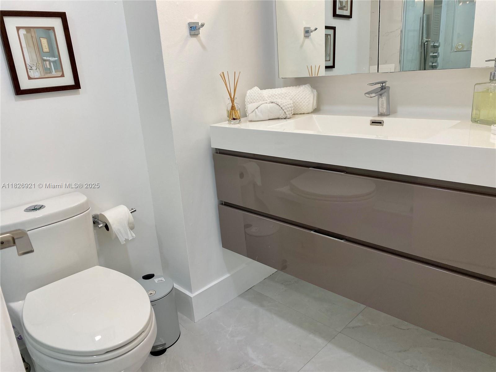 DEL PRADO MARINA - Residential