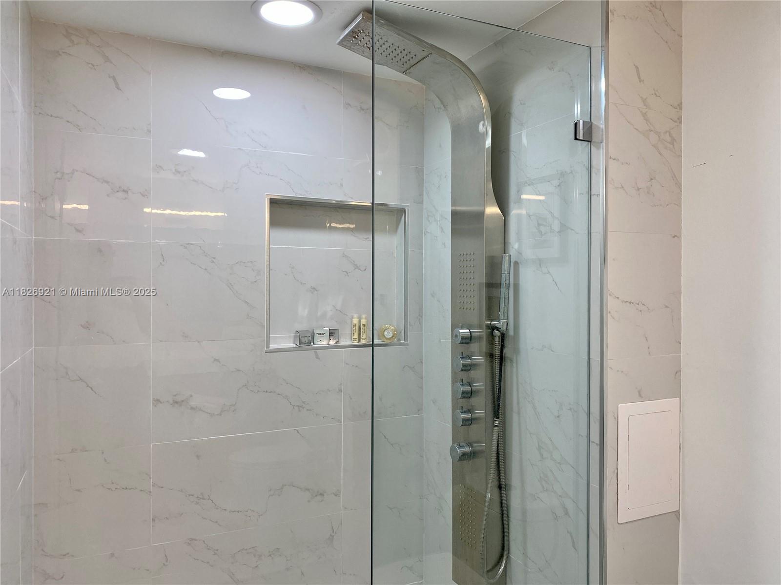 DEL PRADO MARINA - Residential