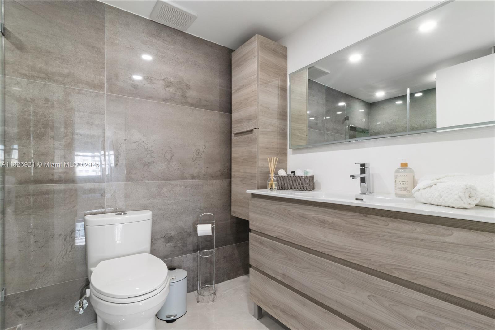 DEL PRADO MARINA - Residential