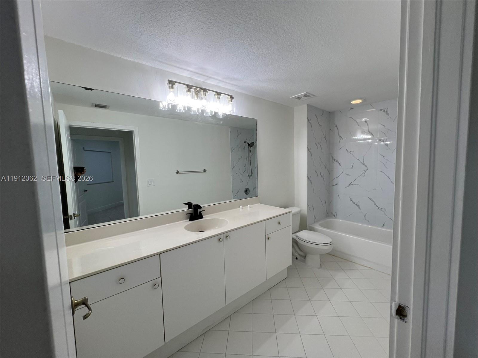 CAPTIVA CONDO D - Residential