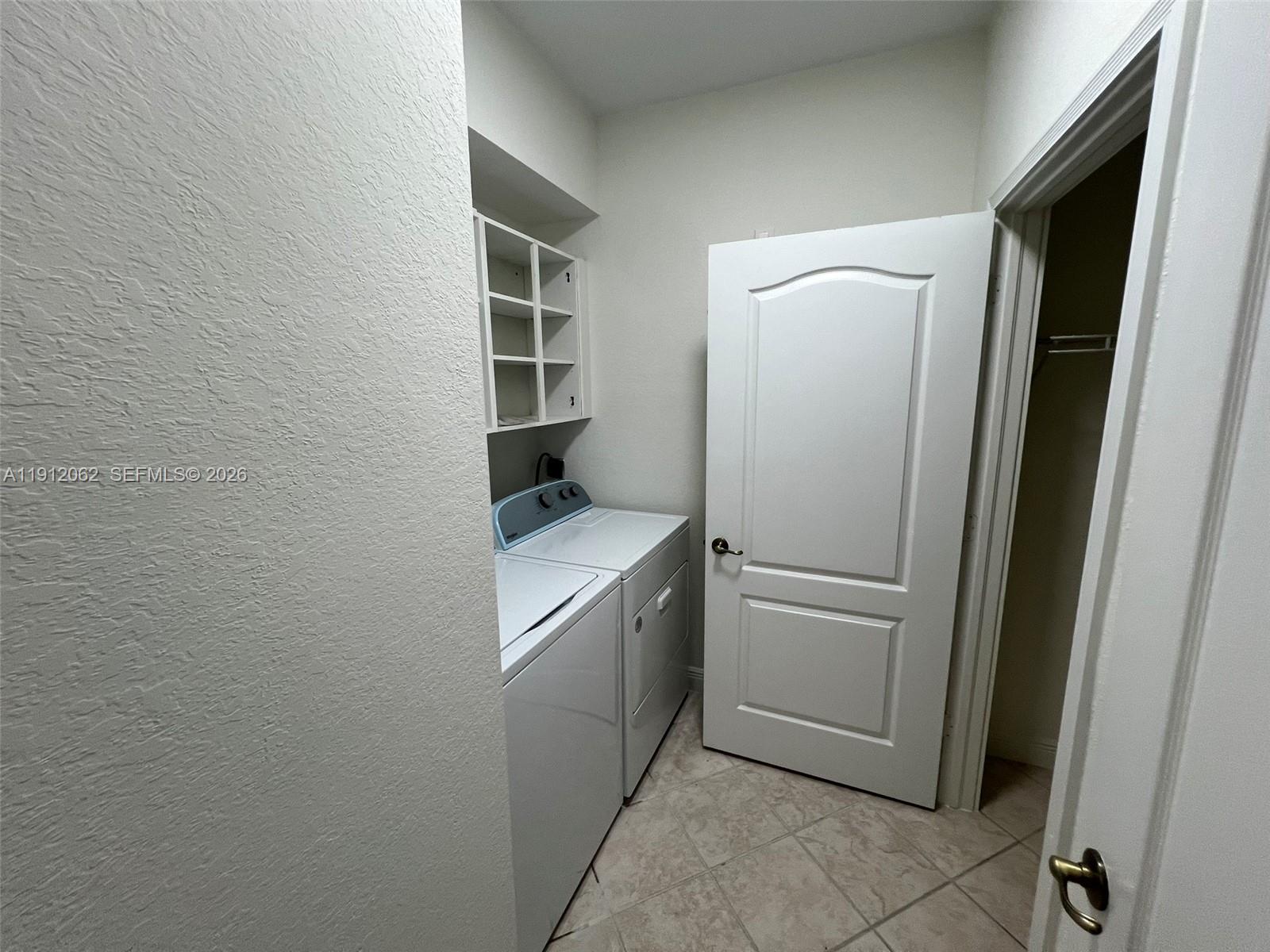 CAPTIVA CONDO D - Residential