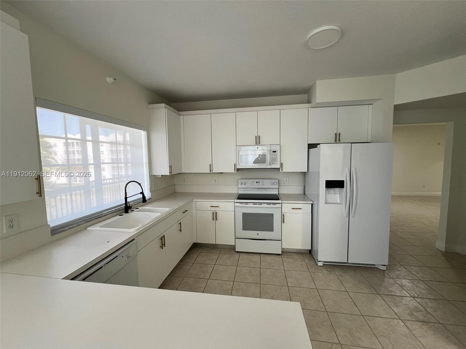 CAPTIVA CONDO D - Residential