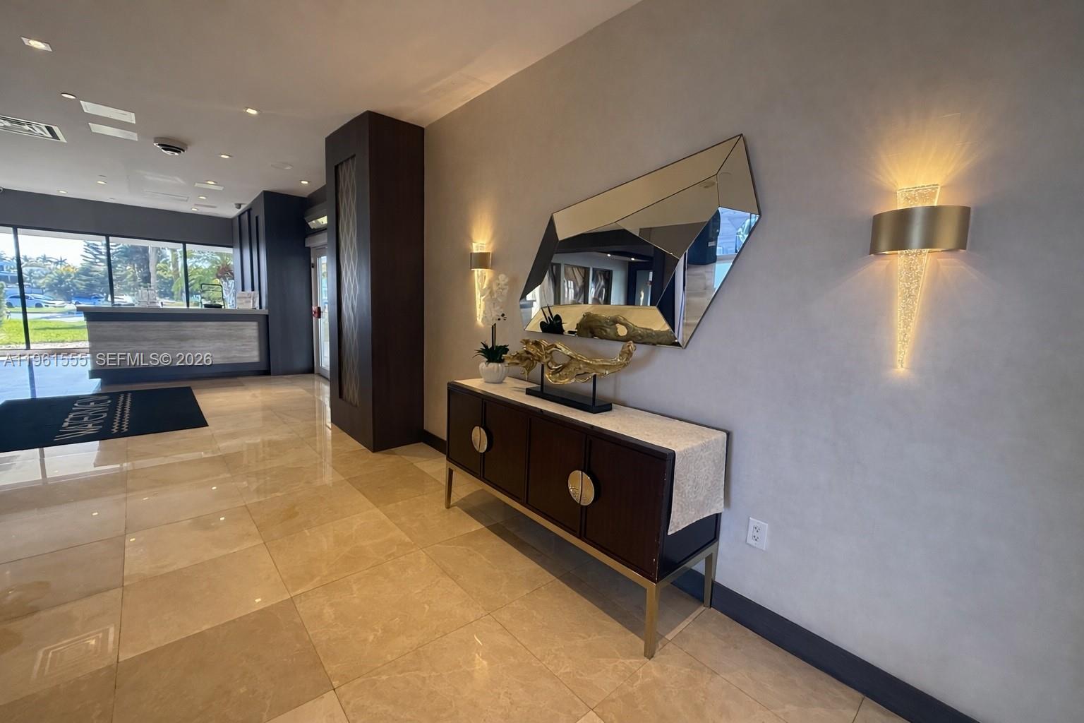 20505 E Country Club Dr 1037