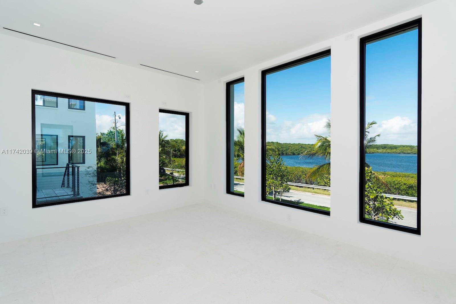CORAL BAY SEC B - Residential