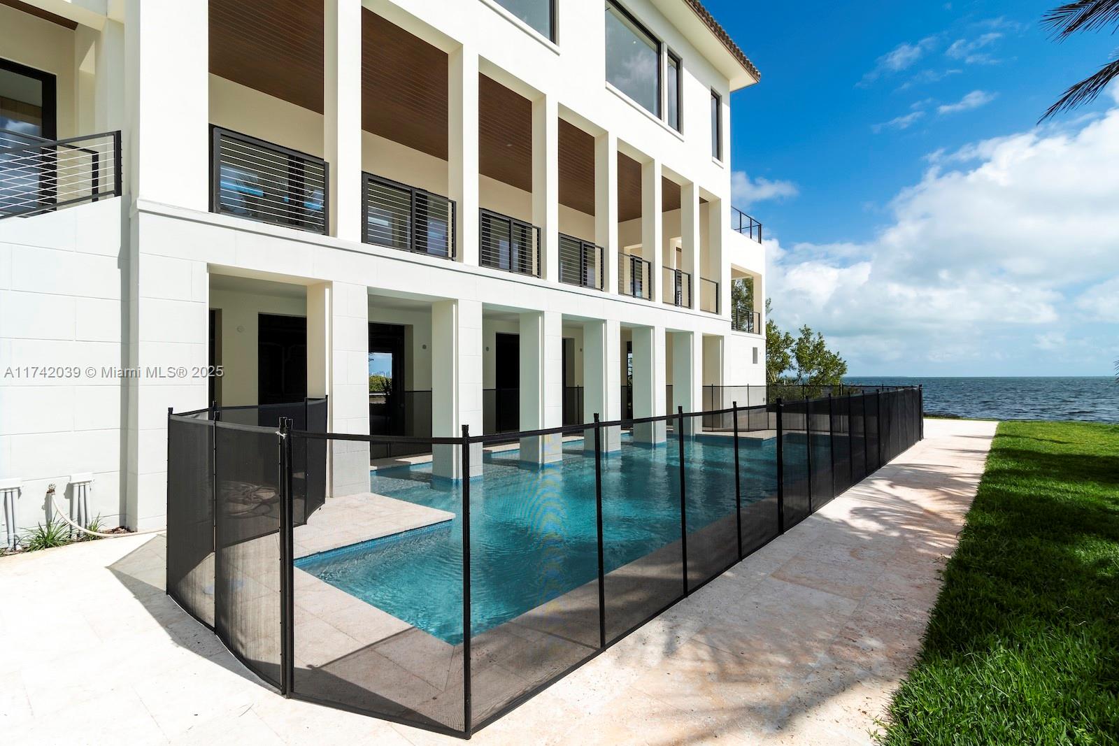 CORAL BAY SEC B - Residential
