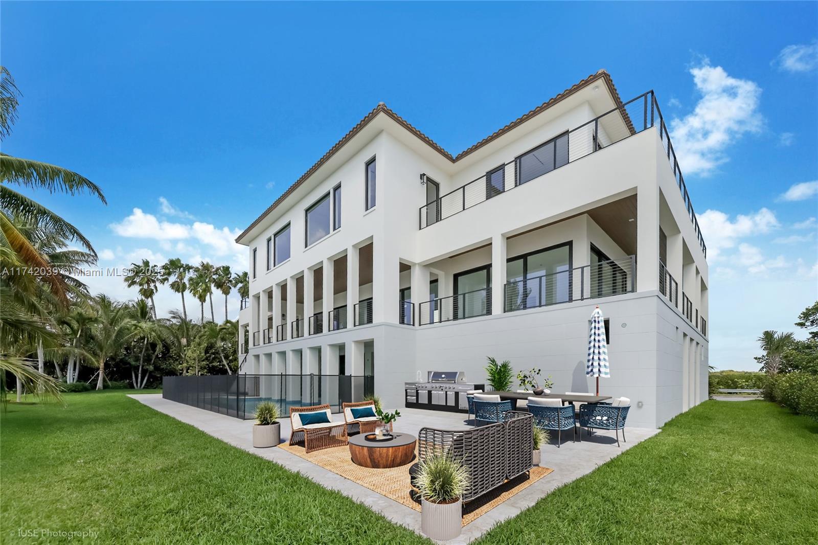 CORAL BAY SEC B - Residential