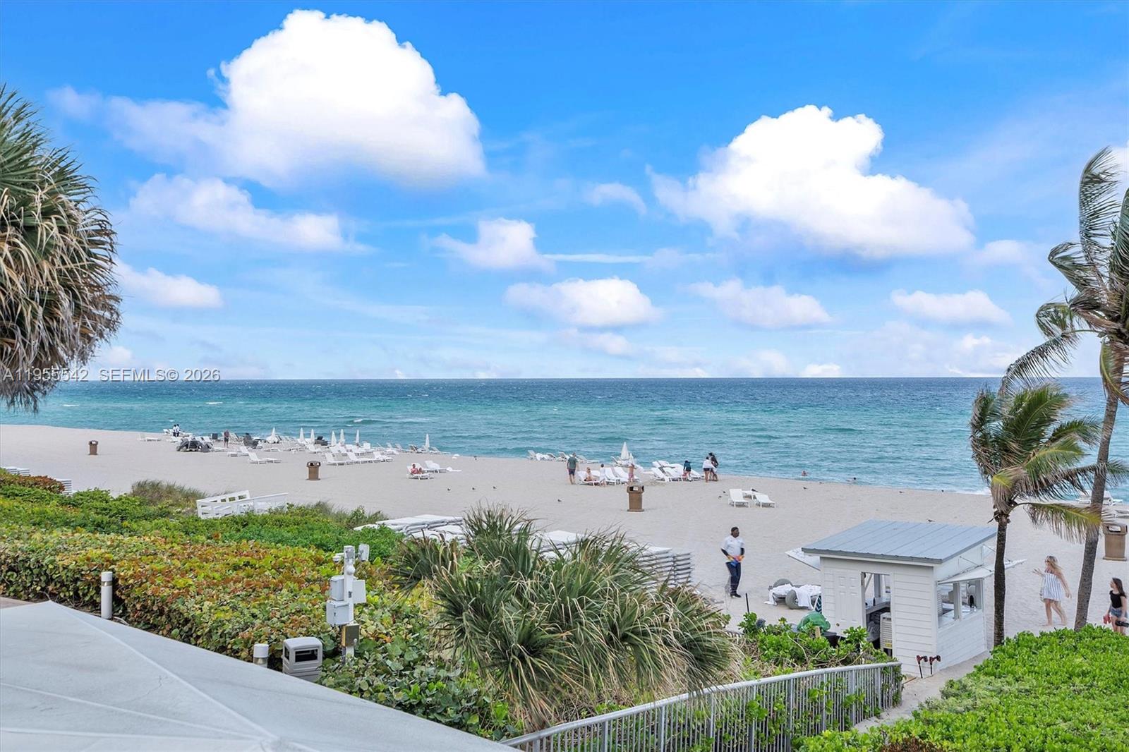 TRUMP INTERNATIONAL SONES - Residential