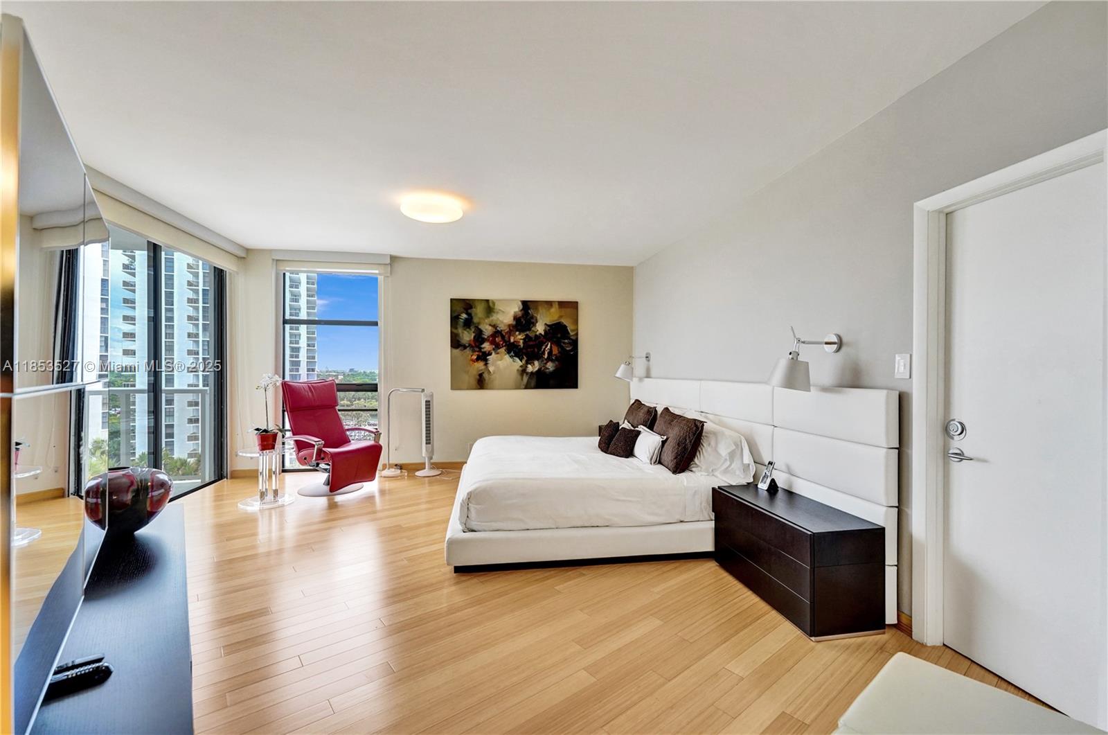 HAMPTONS WEST - Residential Lease