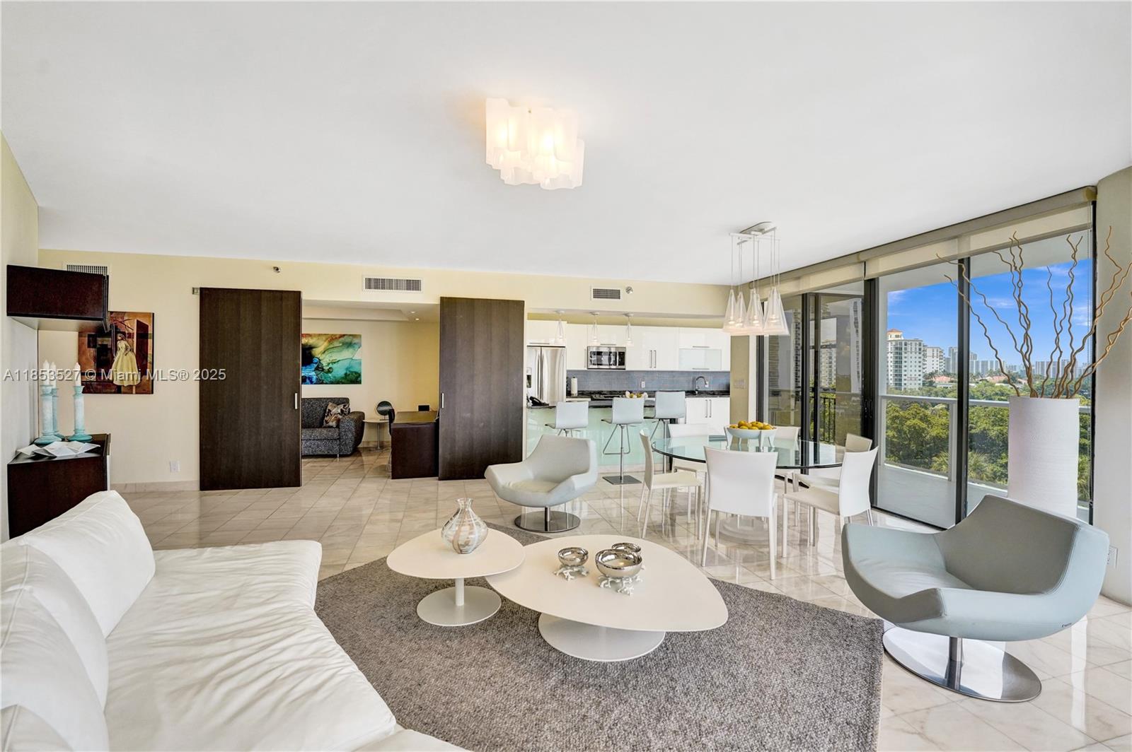 HAMPTONS WEST - Residential Lease