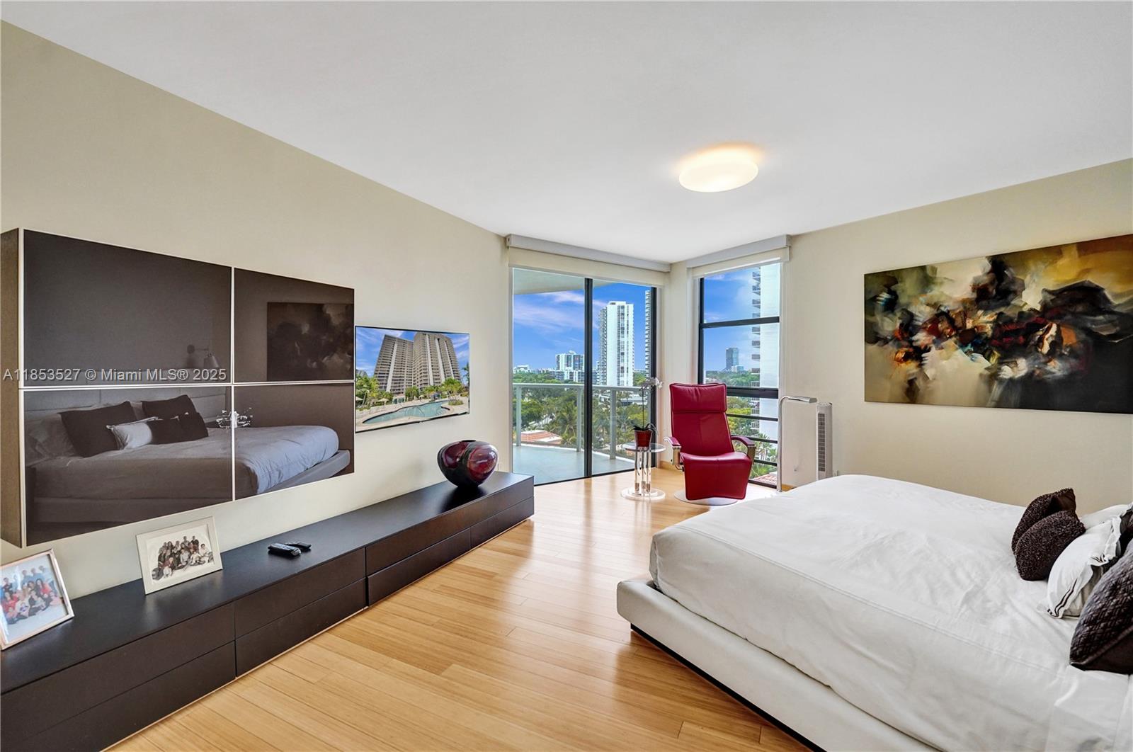 HAMPTONS WEST - Residential Lease