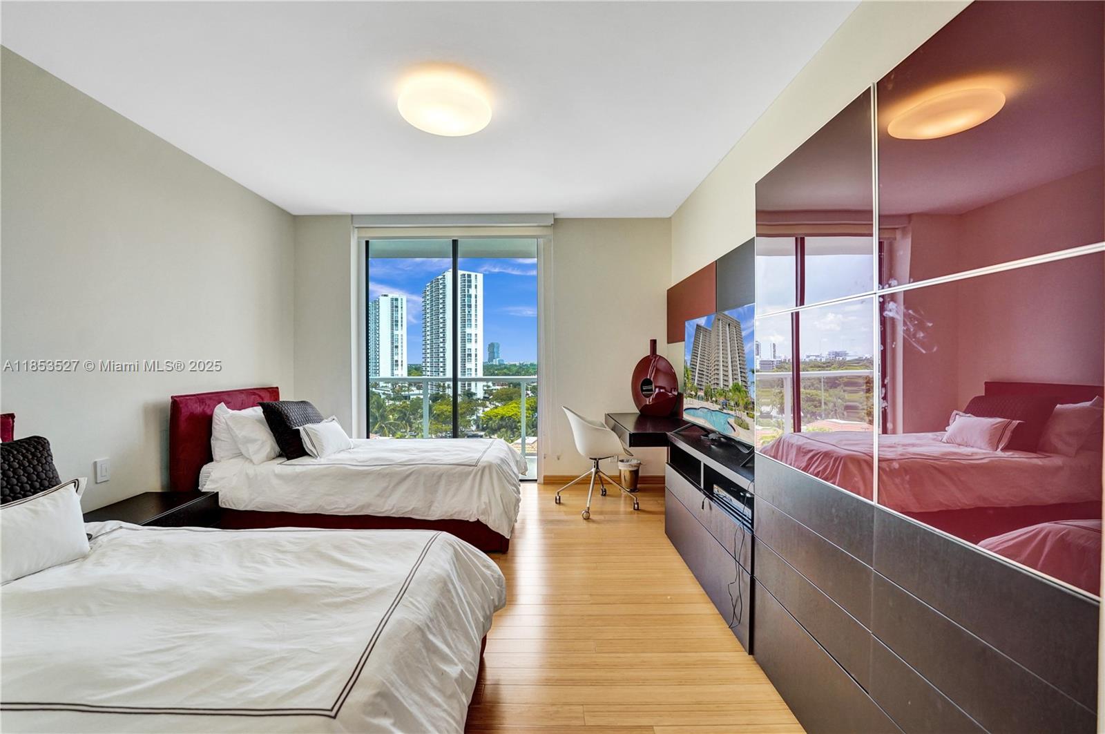 HAMPTONS WEST - Residential Lease