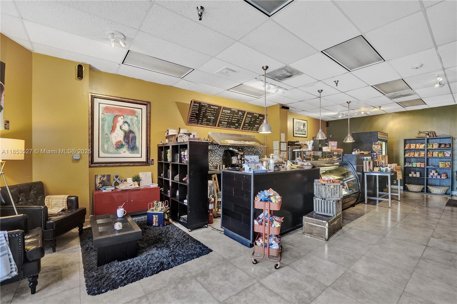 HAMPTONS WEST - Residential Lease