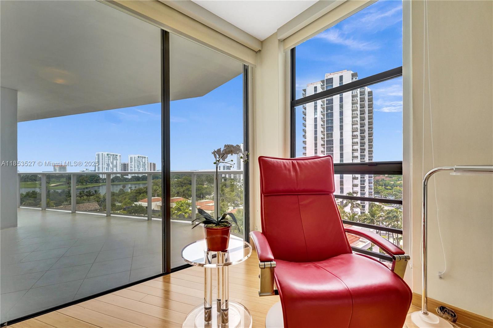 HAMPTONS WEST - Residential Lease